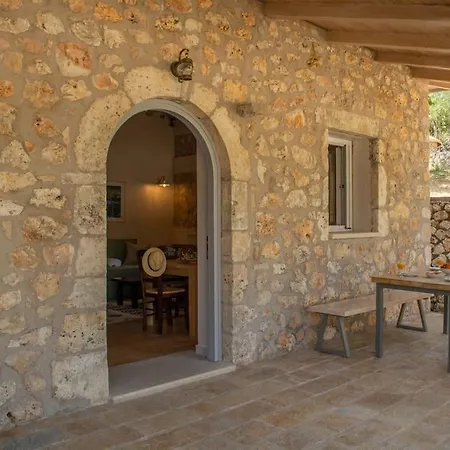 Avli - Tranquil Stonehouse In Lefkada * Alexandros