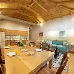 בית נופש Avli - Tranquil Stonehouse In Lefkada *