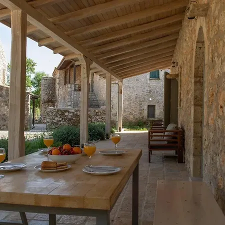 Avli - Tranquil Stonehouse In Lefkada Casa vacanze
