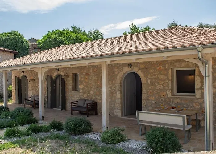 Avli - Tranquil Stonehouse In Lefkada * Αλέξανδρος